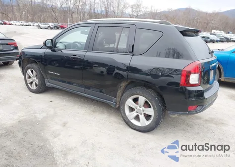 2016 Jeep Compass Sport z USA, uszkodzony, nr VIN 1C4NJCBA4GD753544